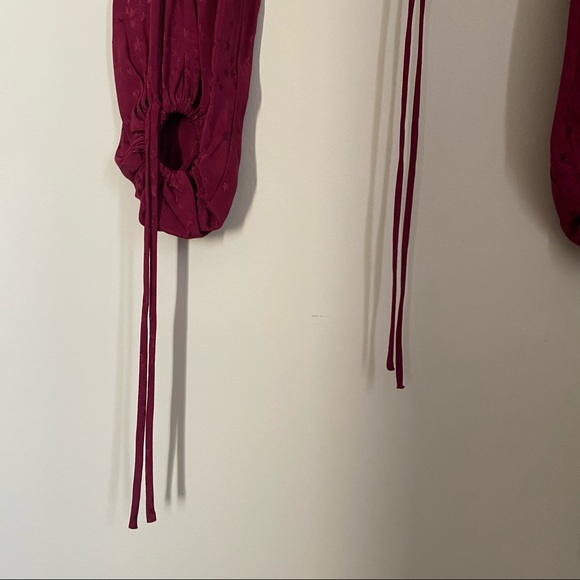 STAUD maroon mars jacquard ruched crop top NWT - Picture 9 of 12